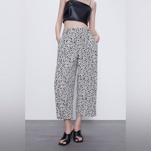 Zara Elastic Waist Pleated Animal Print Wide Leg Cropped Culotte Pants Size L